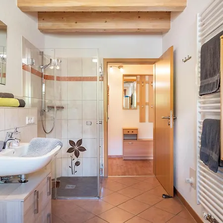 Apartment Paradieshof *