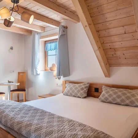 Apartment Paradieshof *