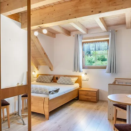 Appartement Paradieshof *